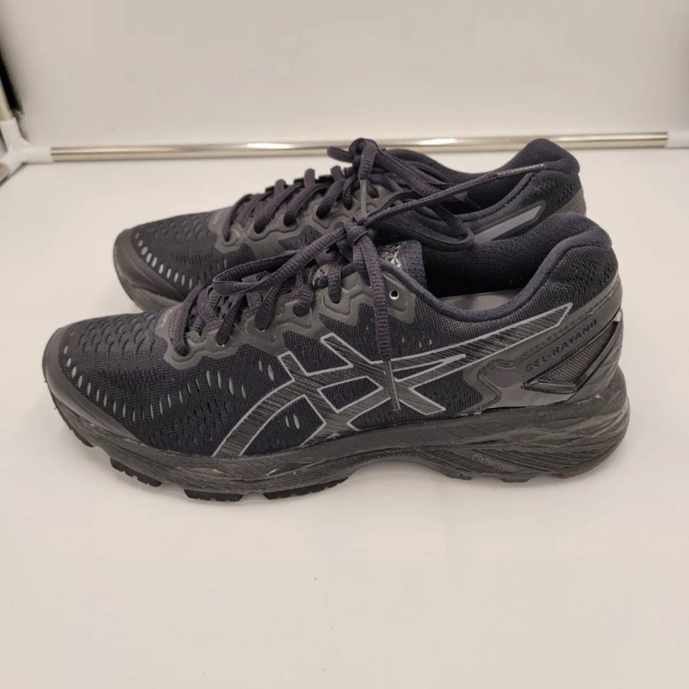 ASICS Sneakers